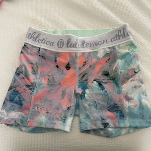 Lululemon bike shorts